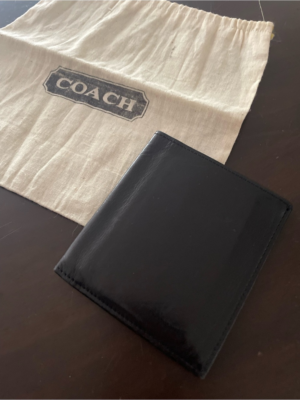 Coach Vintage Men’s Black Leather Wallet - EUC